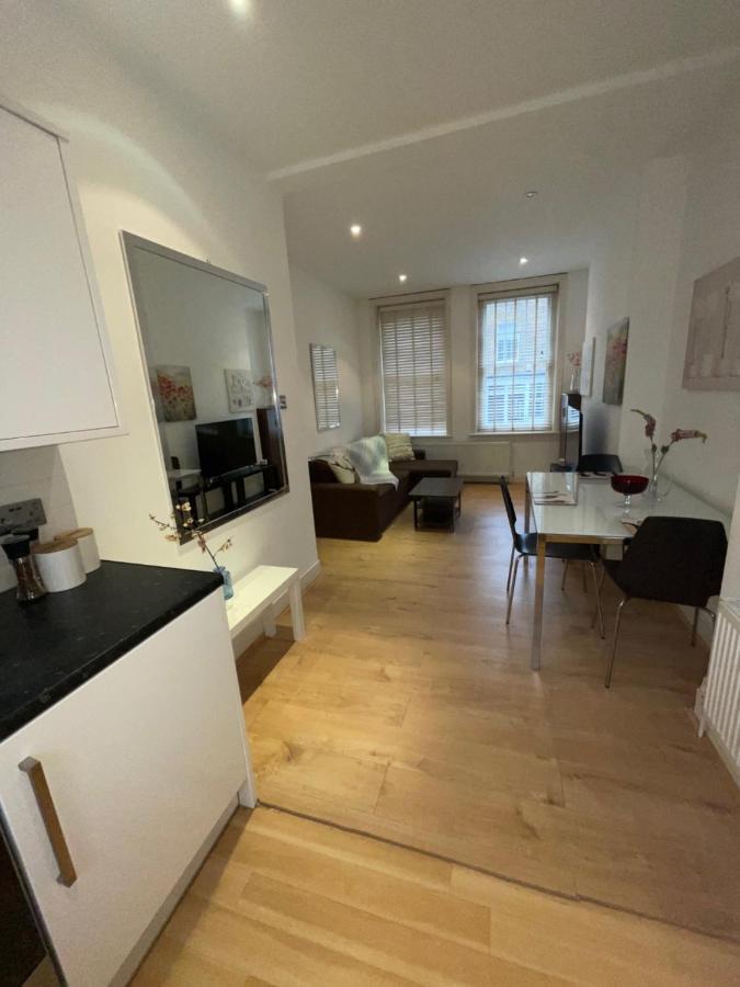 Amazing 2 Bedroom Apartment Лондон Екстериор снимка